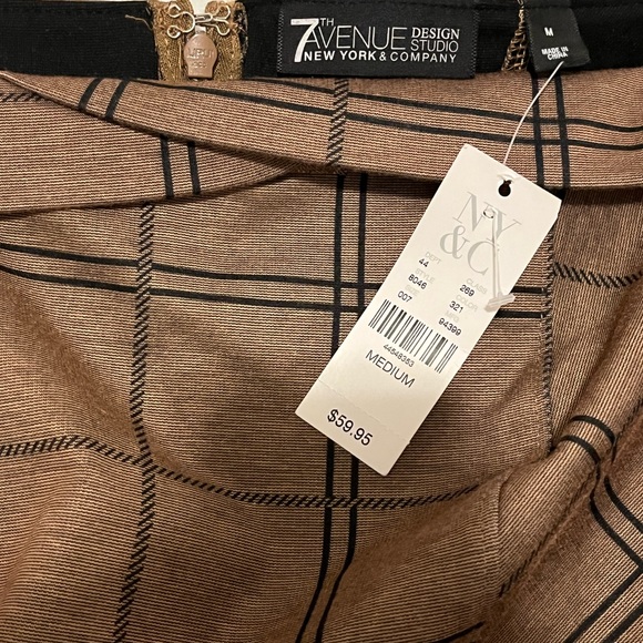 OFF THE SHOULDER / PEPLUM TARTAN BLOUSE - Picture 2 of 6